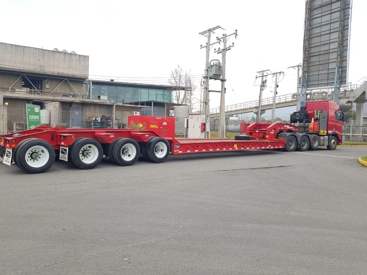 Low Bed 60 GSL-3 — 70 Toneladas